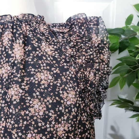 Nwot Generation Love High Neck Floral Top - Picture 8 of 13